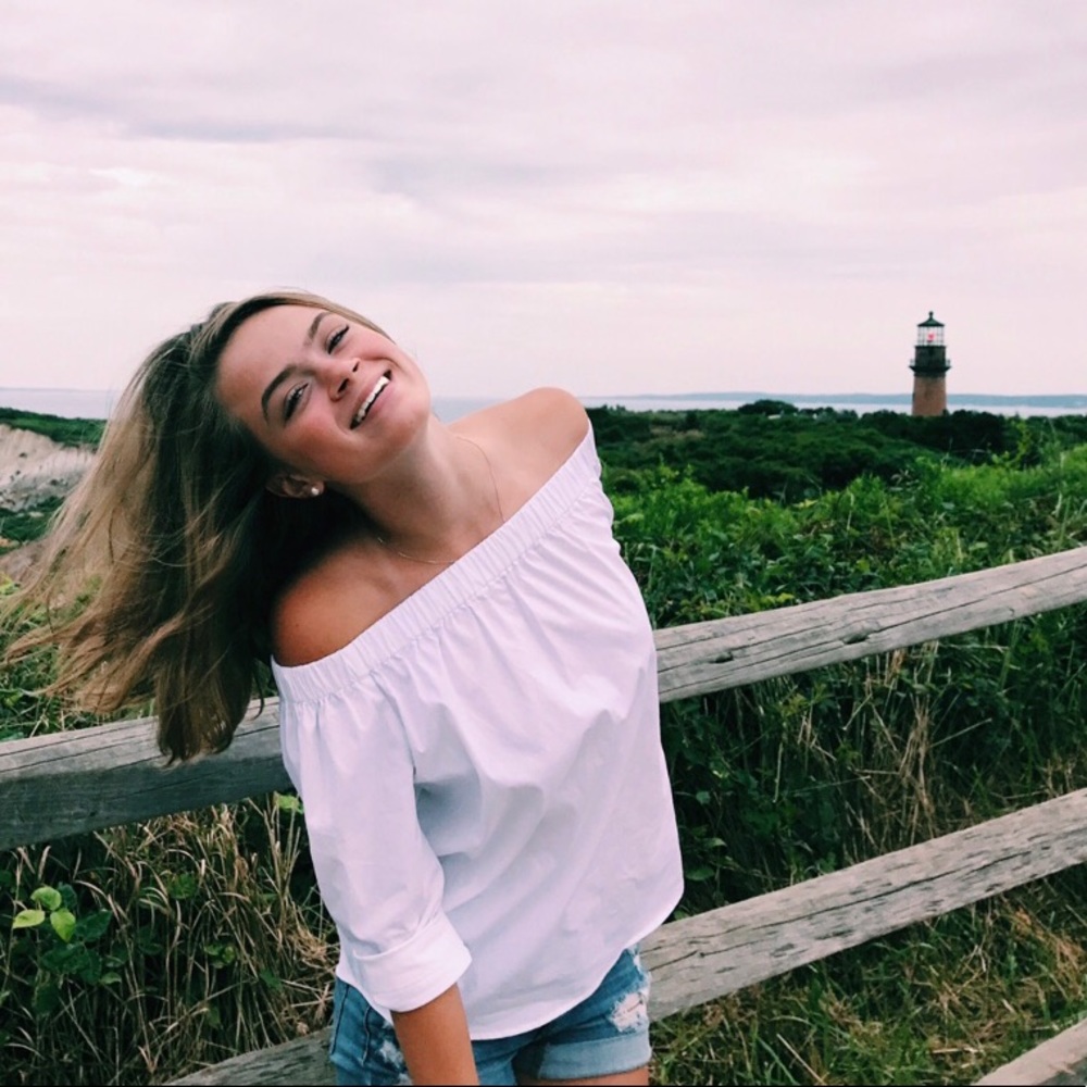 Meet your Posher, Liv